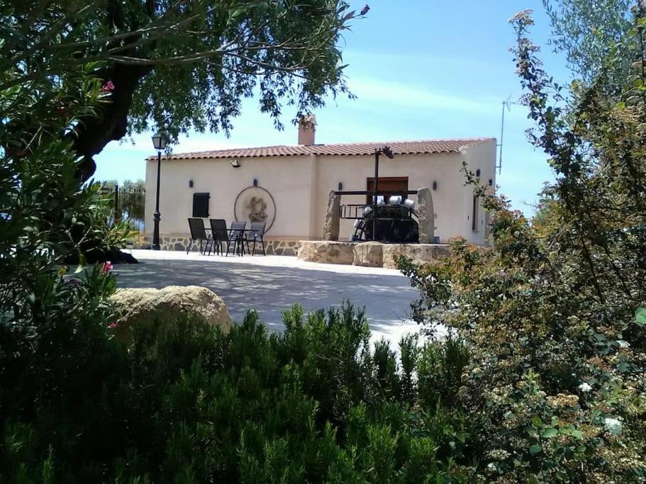 Finca Santa Lucia Alojamientos Mazarambroz Luaran gambar